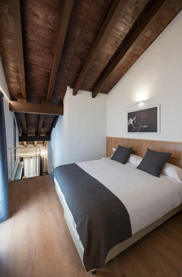 Old Town Flats Casa Burguerini Apartment Valencia Ngoại thất bức ảnh